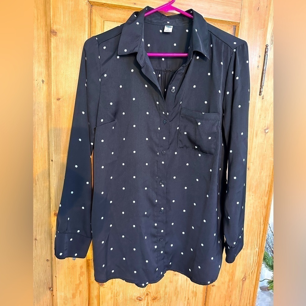 Old Navy Black Button Down w/White Stars Long Sleeved Size Small